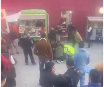 Dos menores resultan lesionados tras caída de estructura en la Feria de Pachuquilla en Mineral de la Reforma. (Cortesía)