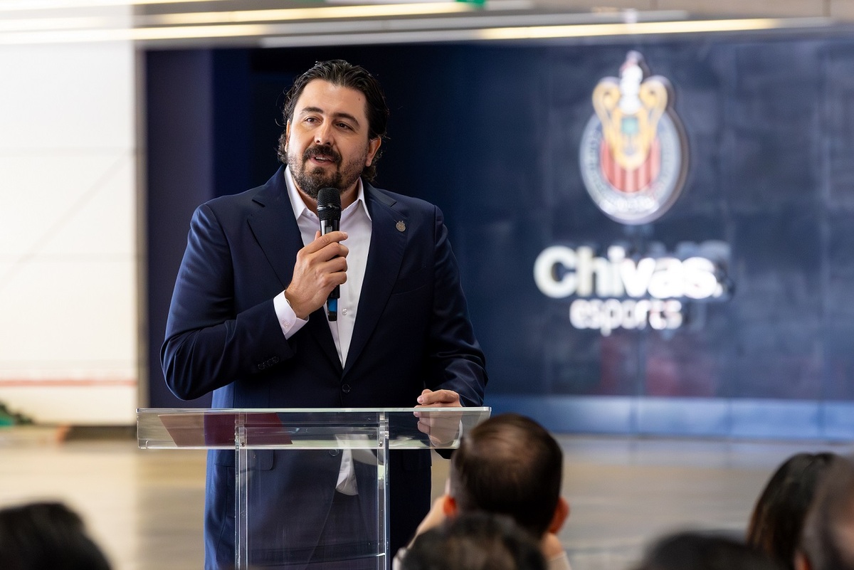 Ramón Morales reconoció el trabajo de Amaury Vergara. (Farid Santos)