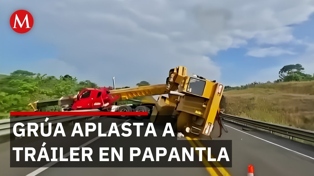 Grúa de rescate colapsa en autopista 180 de Veracruz y bloquea circulación