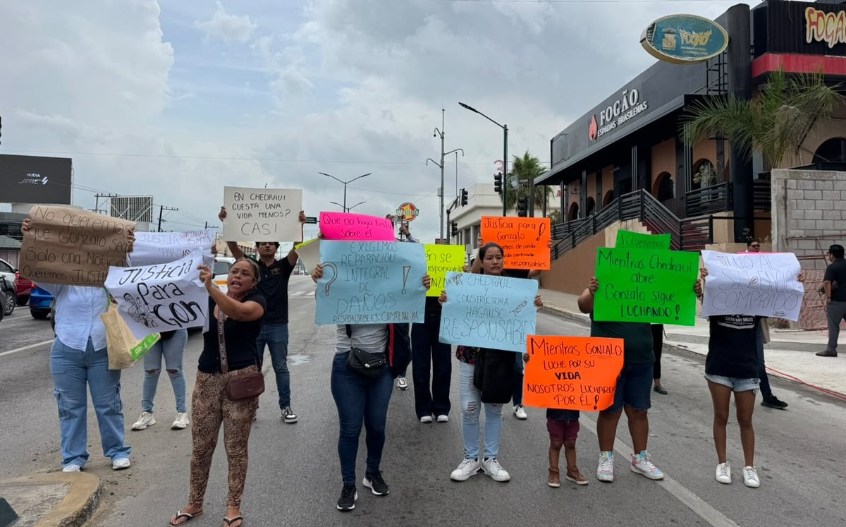 Manifestación en Tampico, Tamaulipas frente a nuevo mercado. Alberto C.