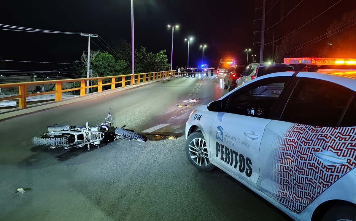 Muere motociclista en Torreón. | Foto: Alejandro Escobedo