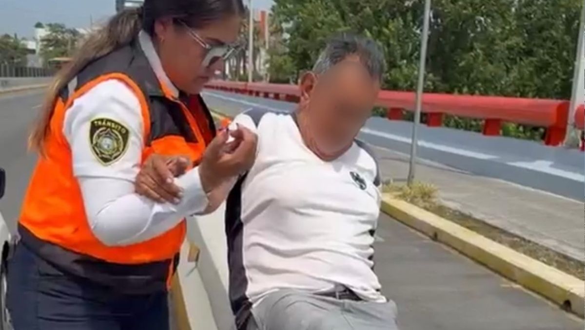 Las agentes consideraron que el masculino podía estar en una situación de riesgo. Foto: Especial