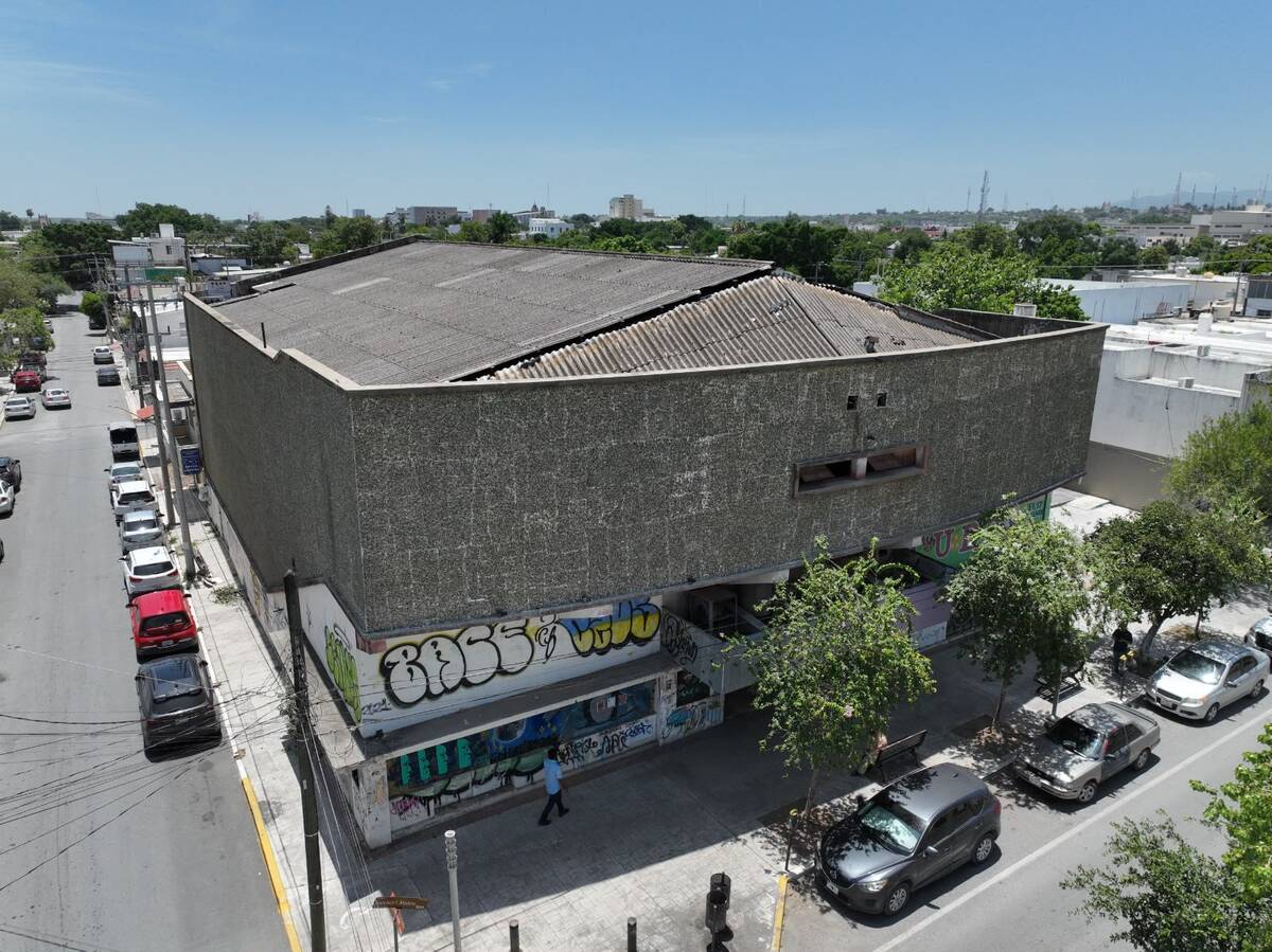 El antiguo Cine Avenida, ubicado en la calle 17 de Ciudad Victoria, es remodelado para convertirse en el Foro de Cultura Digital y Arte Emergente.