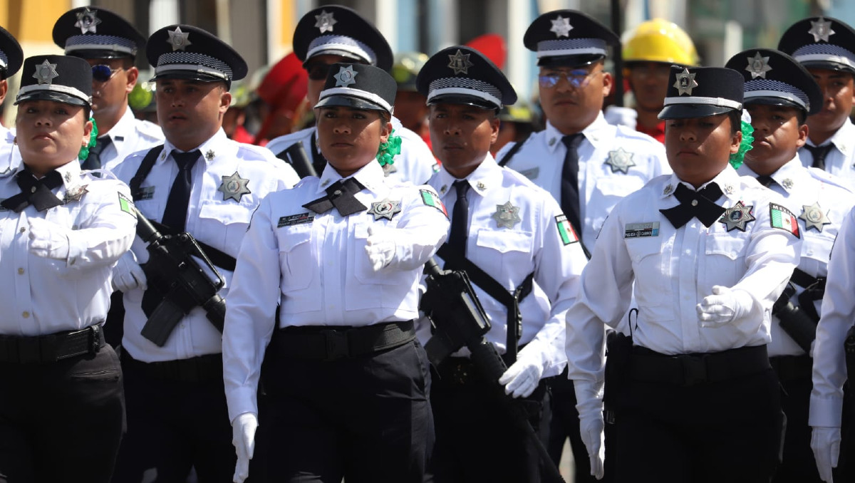Desfile cívico-militar del 16 de septiembre en Puebla | Melanie Torres