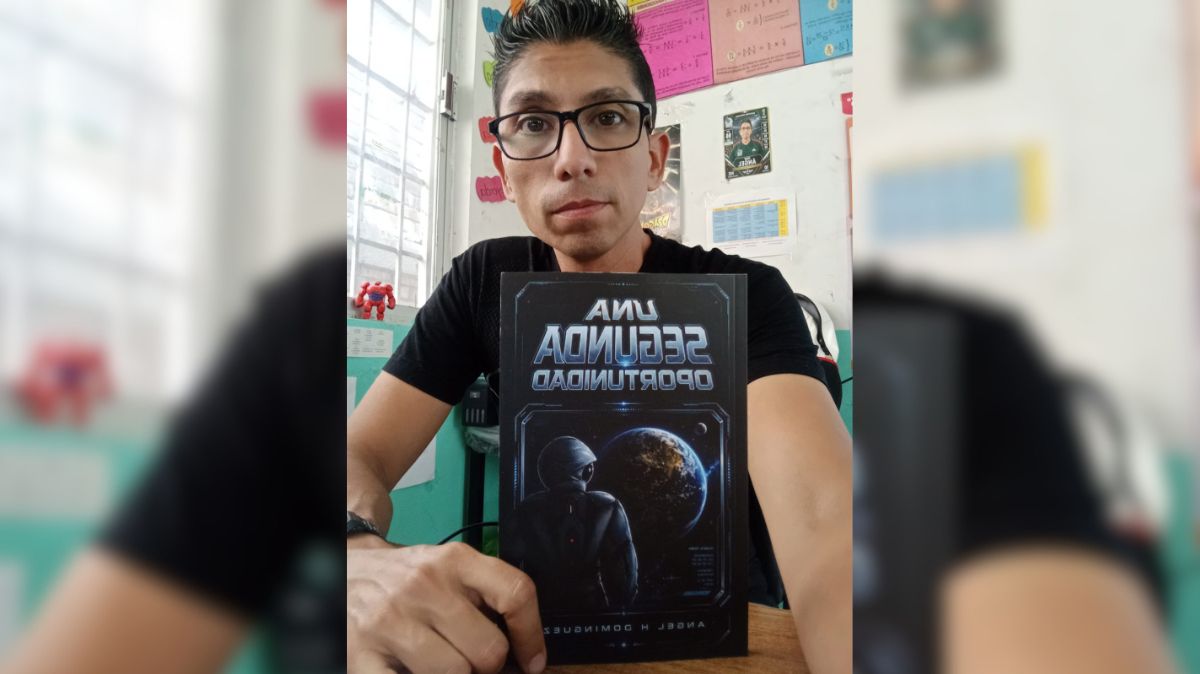 El escritor Ángel H. Domínguez compartirá su primera novela en la Fábrica de Arte.| Lilia Ovalle.