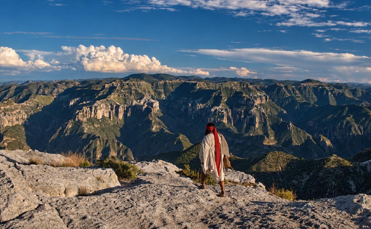 Fotograma de ‘Jíkuri. Viaje al país de los tarahumaras’. (Machete Producciones)