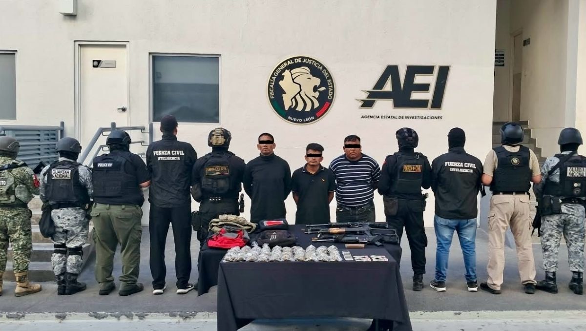 Los tres hombres quedaron a disposición del Ministerio Público. Foto: Especial