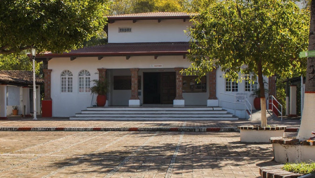 Instituto Cultural Vallartense (Tomada de facebook.com/IVCultura?__tn__=-UC*F)