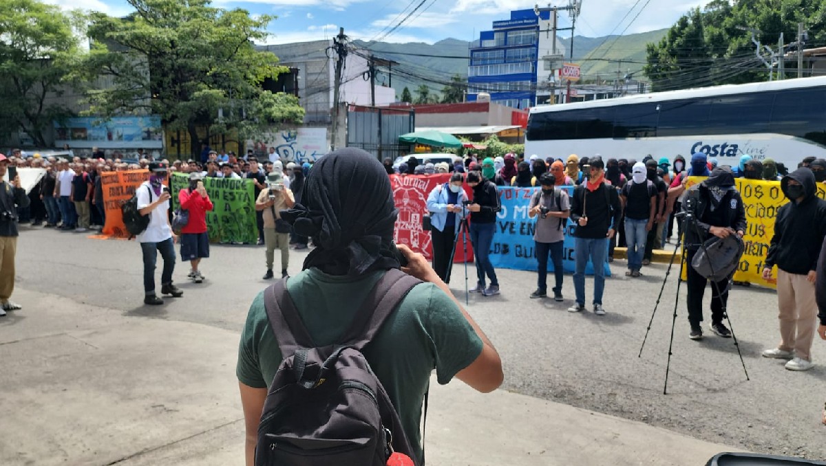 La lucha por parte de los normalistas para esclarecer los hechos se mantiene. | Especial