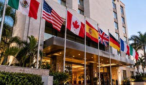 ¿Lo sabías? Existe una explicación de que los hoteles exhiban banderas