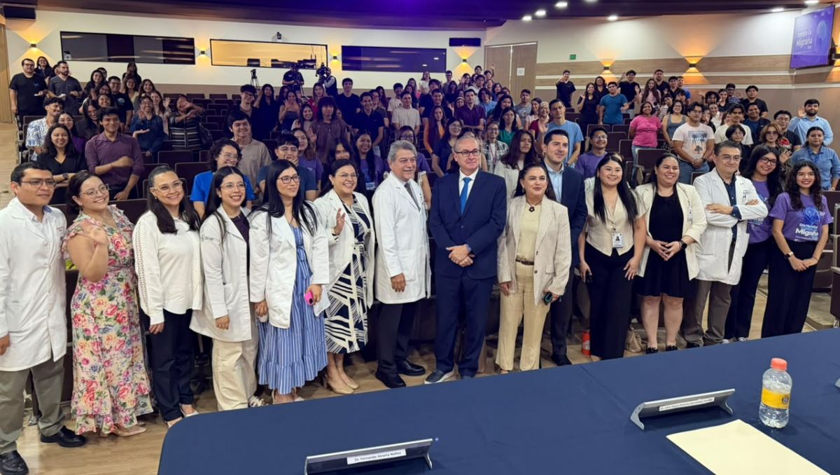 Se realizó el simposio “Día Mundial de Acción contra la Migraña” en la Facultad de Medicina de la UANL. Fernanda Pérez