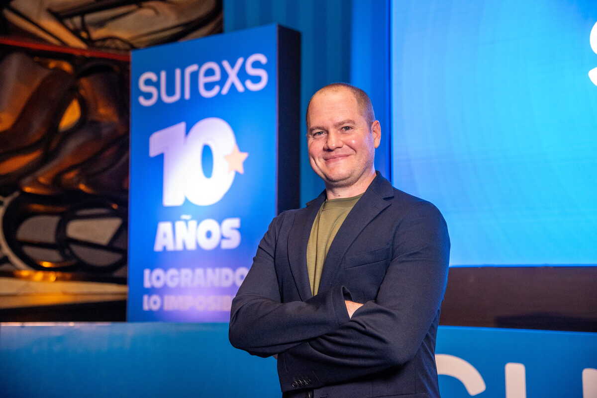 Carlo Dagnino Frisbie, fundador y CEO de Surexs, fue el anfitrión de la celebración por los 10 años de la empresa. ( Mónica Ramos)