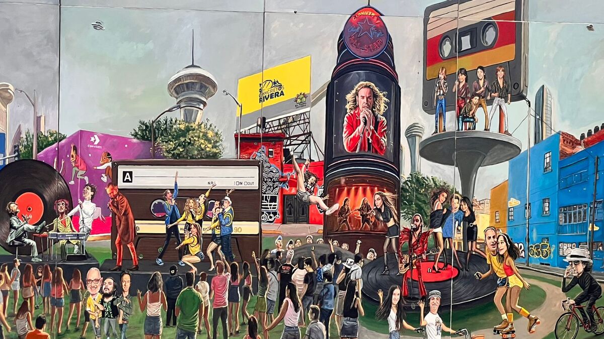 Los personajes de la música pop y del rock son protagonstas en el mural / Especial