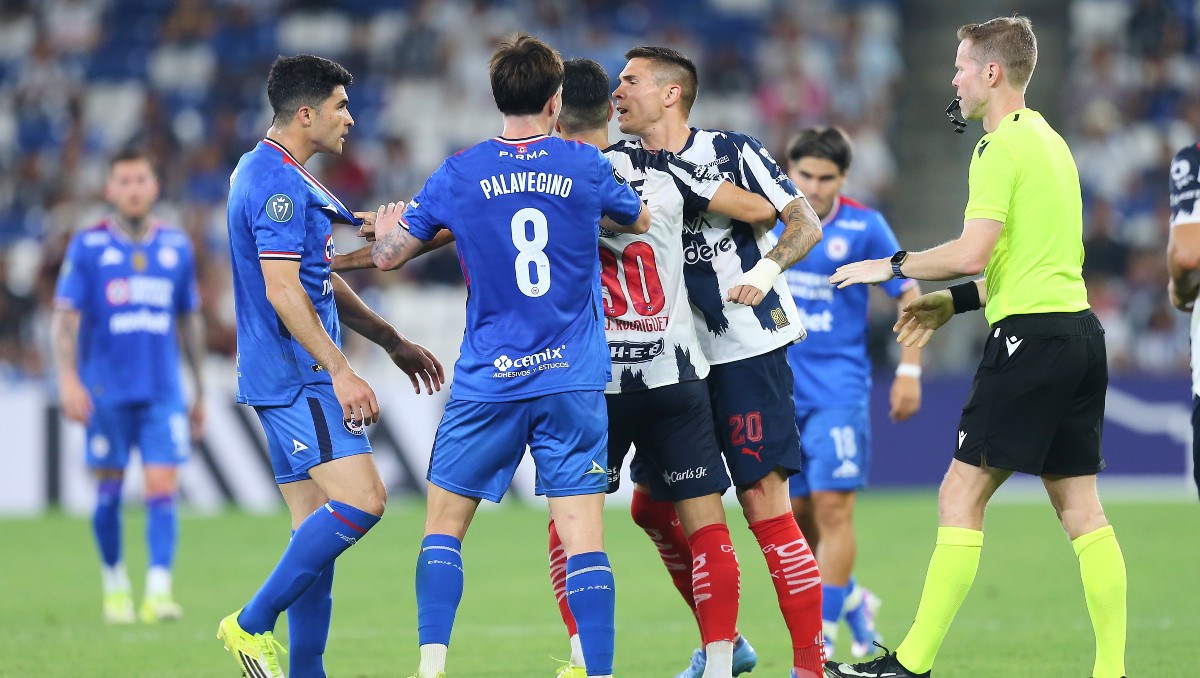 Rayados suma cinco partidos sin vencer a Cruz Azul en el Gigante de Acero (Imago7)
