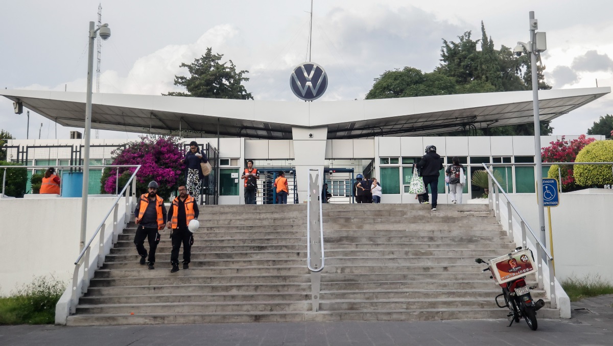 Sindicato de VW Pudebla alista propuesta para reanudar negociaciones | EsImagen
