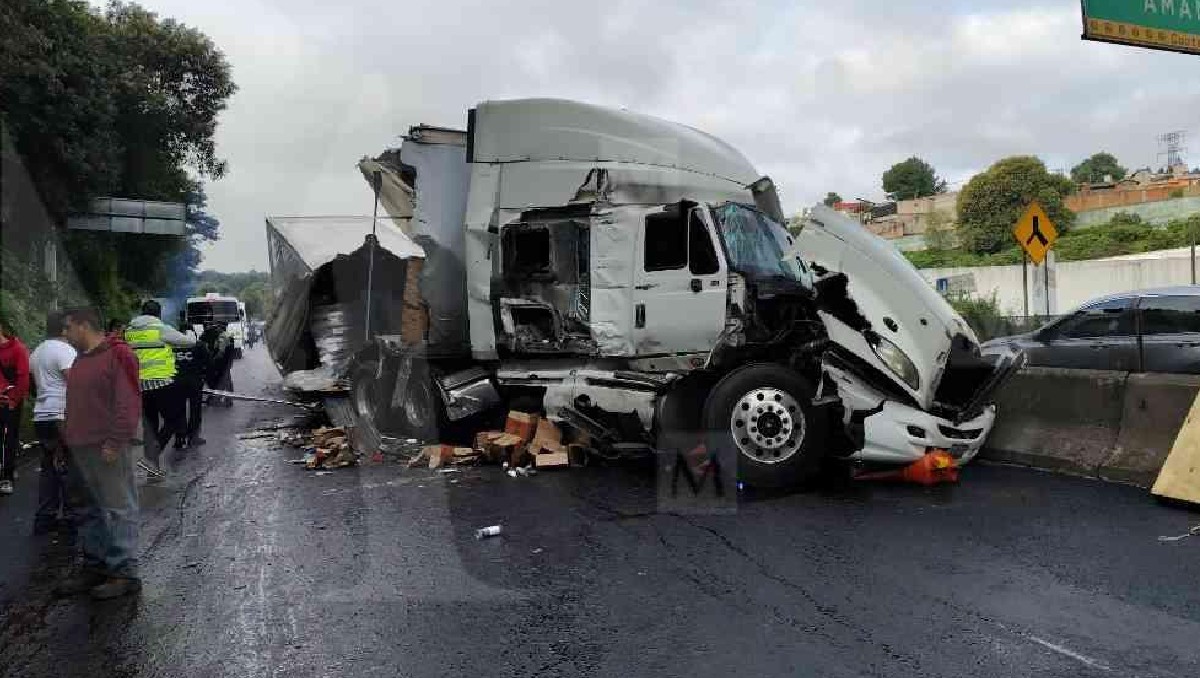 La circulación se vio afectada debido a los hechos. | Foto: Jorge Becerril.