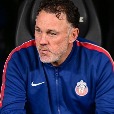 Gabriel Milito, director técnico de Chivas