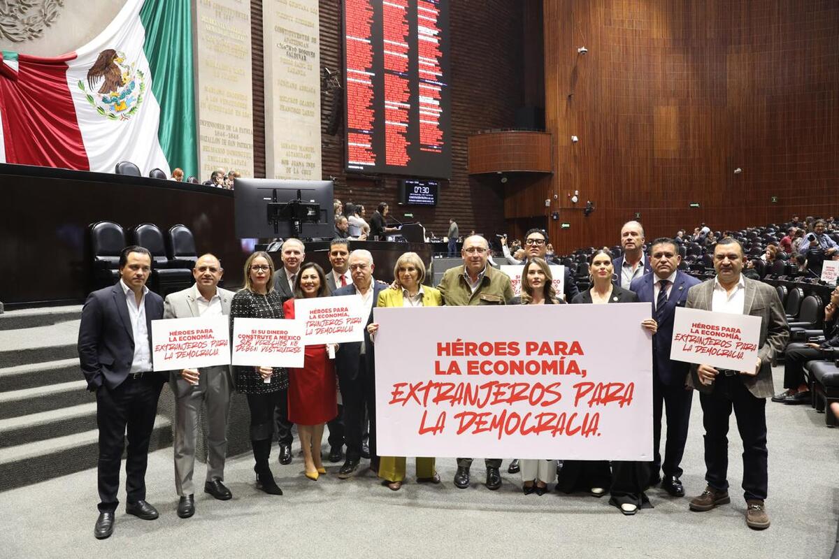 Avanza en San Lázaro la prohibición de doble nacionalidad para candidatos. | Foto: Especial