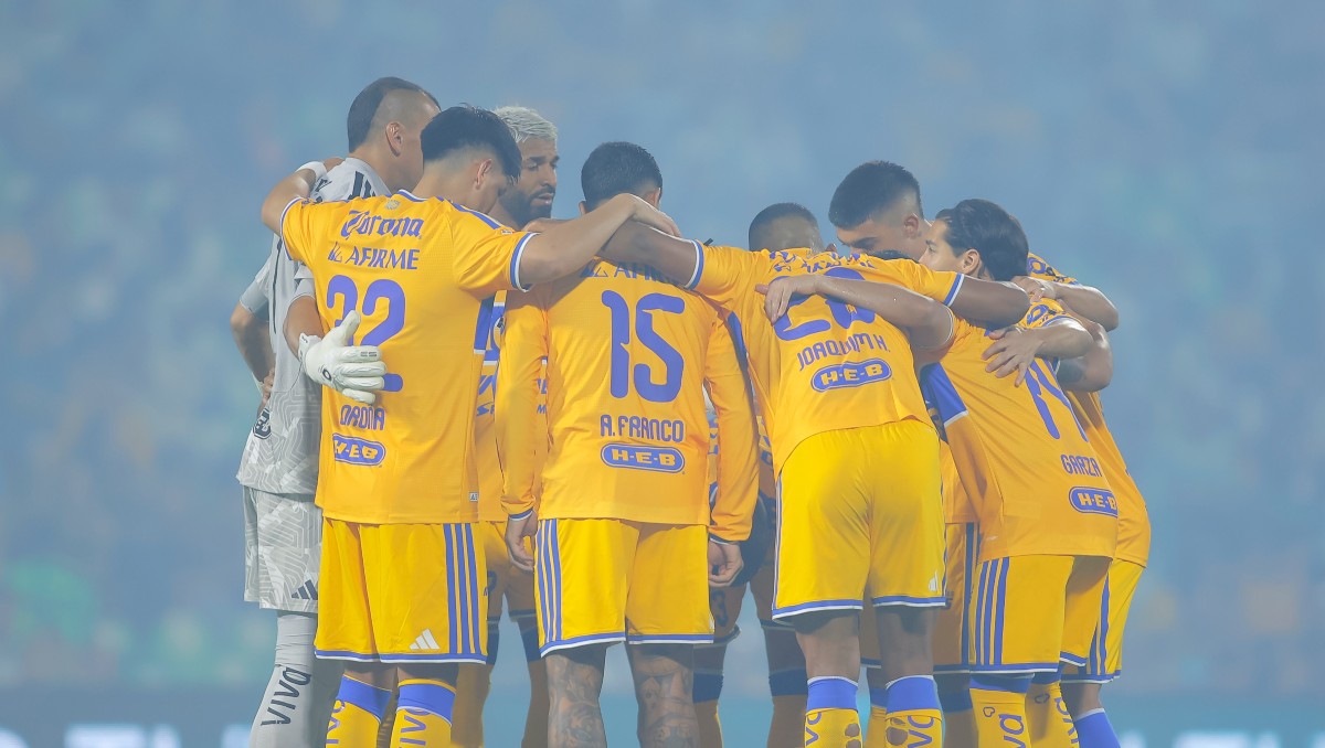 Directiva y jugadores de Tigres tuvieron reunión por el mal momento del equipo (Imago7)