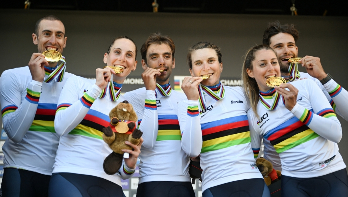 Italia conquista el oro en el relevo mixto por equipos contrarreloj del Mundial de Montreal (AFP)