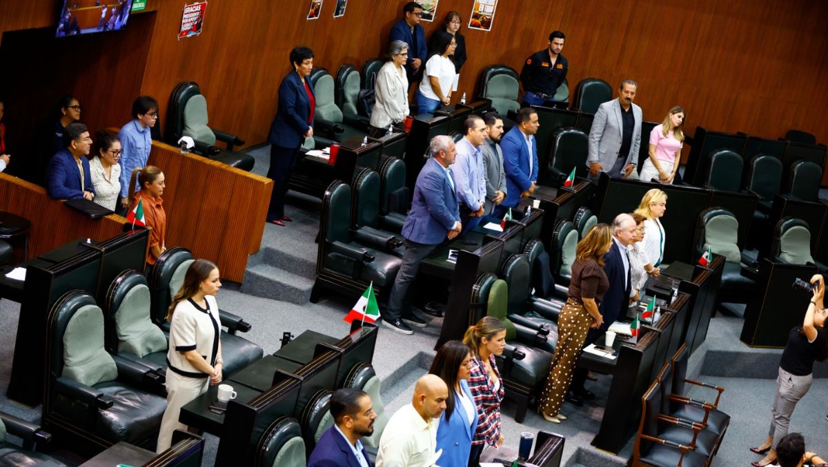Los diputados aplaudieron para recordar a Mauricio Fernández Garza. Jorge López