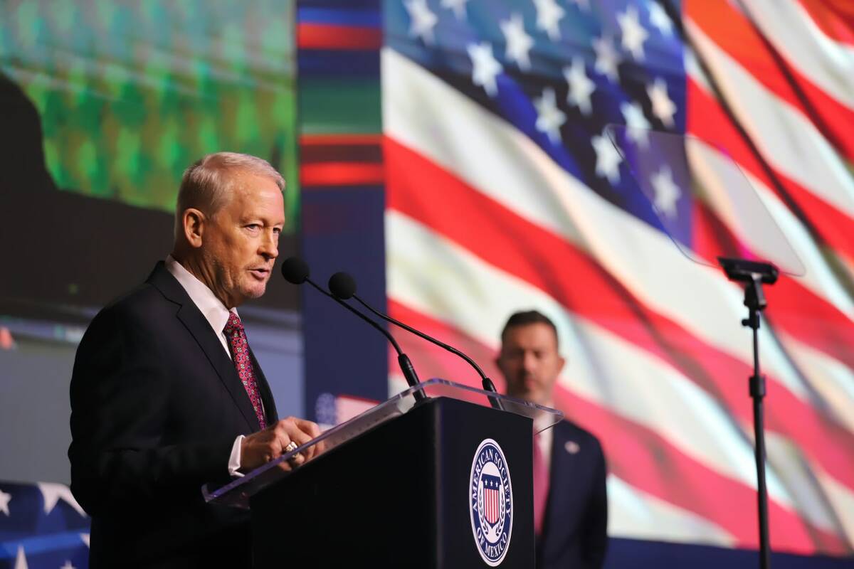 El embajador de EU en México, Ronald Johnson en la inauguración de la 5ta convención binacional México - USA. | Javier Ríos