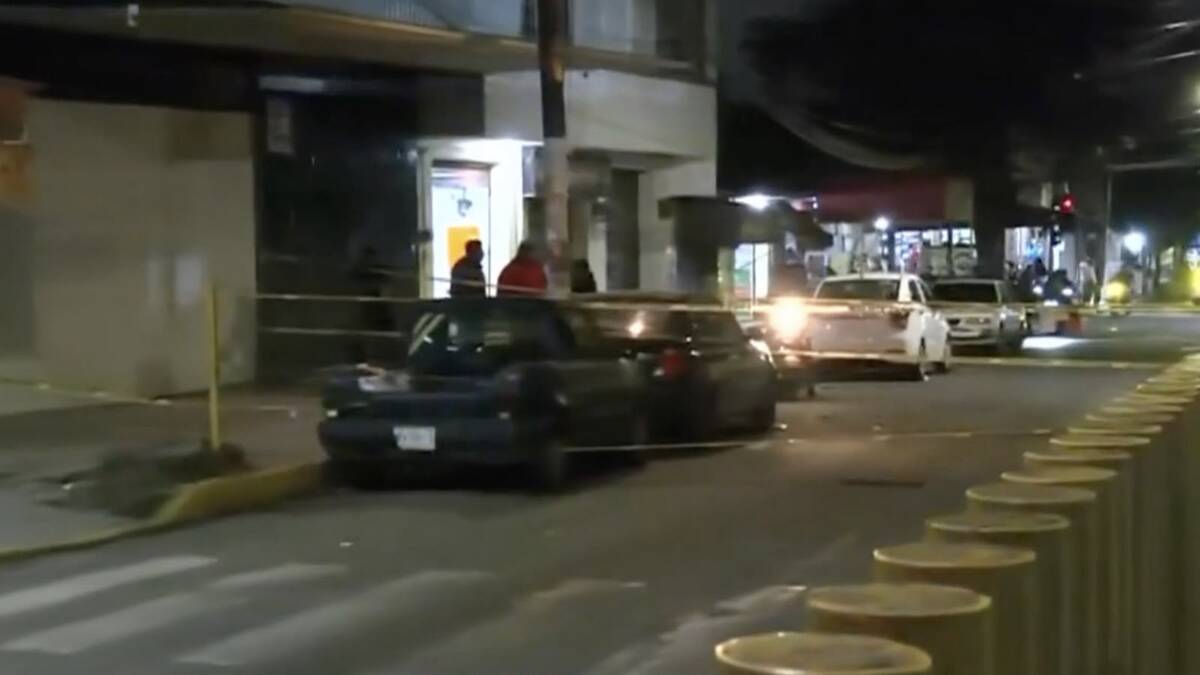 El presunto responsable abandonó la motocicleta que utilizó para llegar al lugar y posteriormente escapó. | Especial