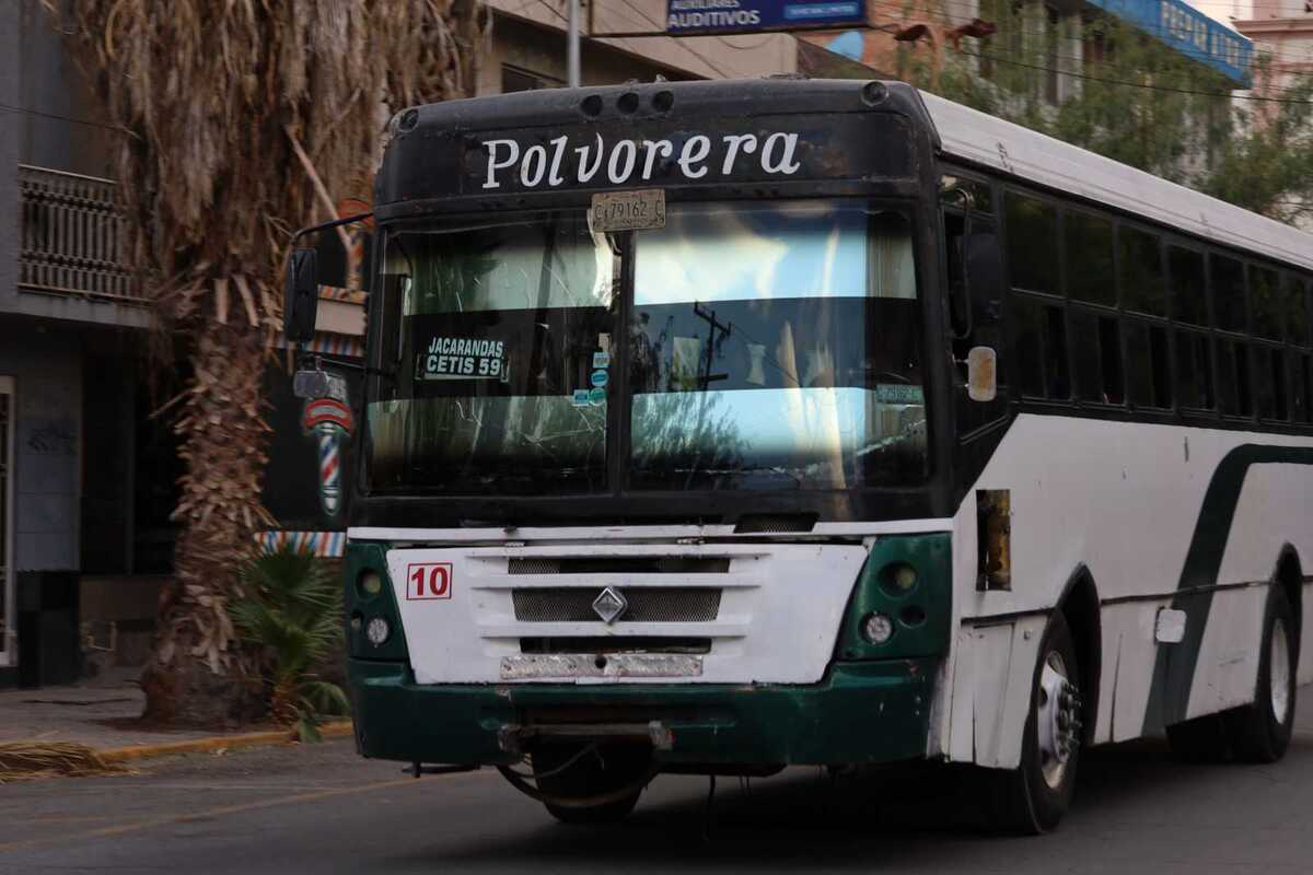 Revisan rutas urbanas para verificar tiempos e itinerarios en Torreón.| Verónica Rivera.