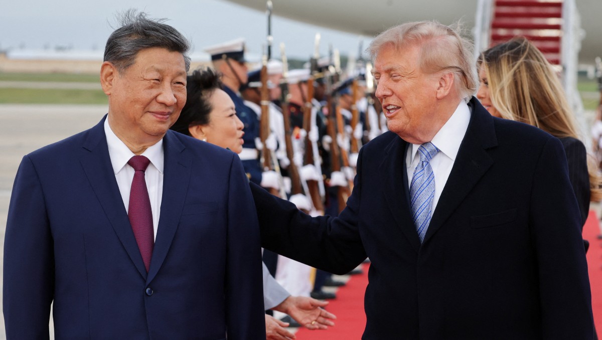 Trump acudió a la base aérea de Andrews en las afueras de la capital estadunidense | Foto: Reuters