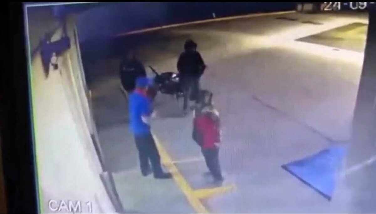Entre cuatro, atracan estación de servicio gasolinero en Hidalgo. (Video)