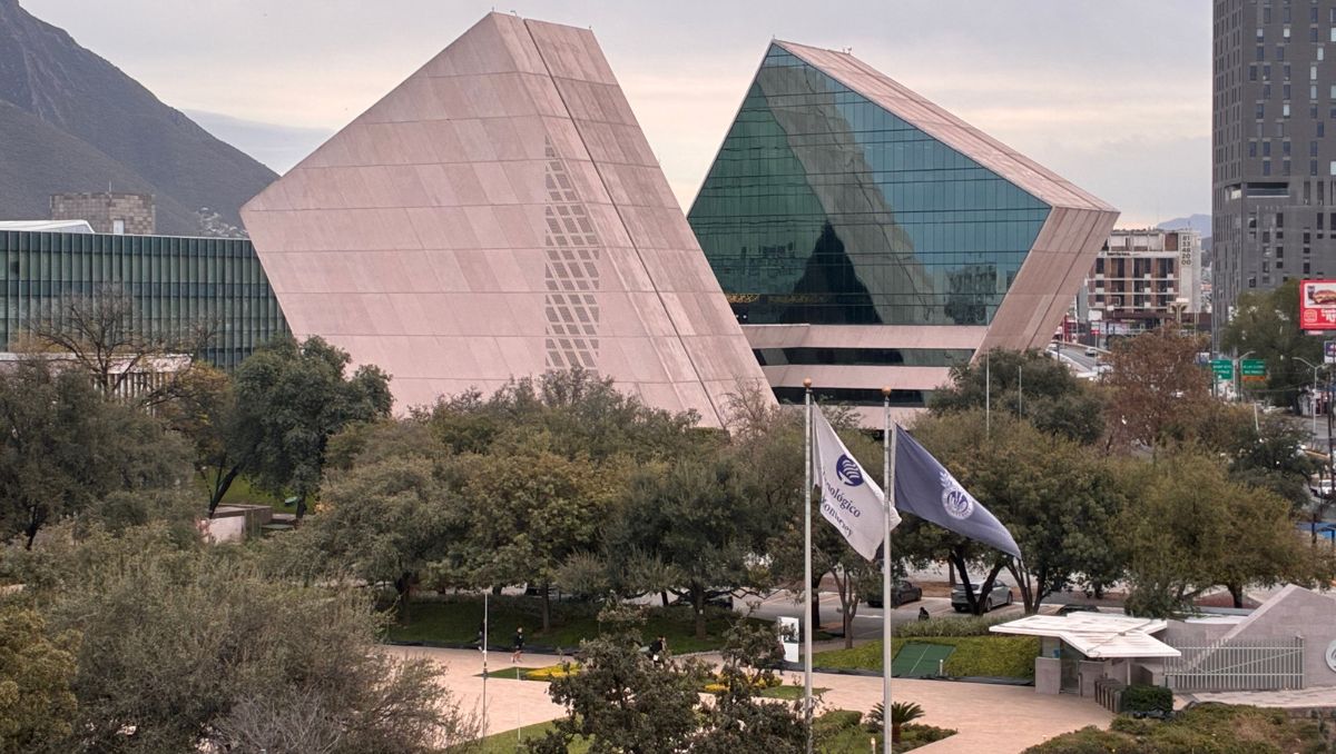 Descubre cómo surgió la Generación Monterrey 400 en 1996 y la alianza entre Multimedios, Banorte y el Tec para becar a 400 niños | Roberto Alanís