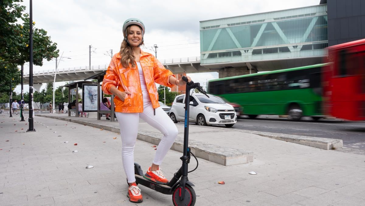 Los scooters y vehículos eléctricos personales se han convertido en un riesgo para la población.  (Cortesía)