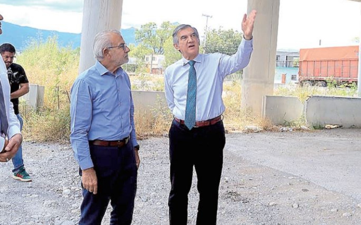 El secretario Pedro Cepeda y el gobernador. CORTESÍA TAMAULIPAS