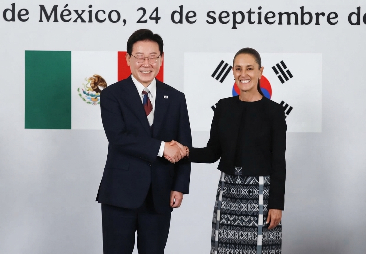 Sheinbaum y el presidente de Corea del Sur dieron una conferencia conjunta. | Foto: Octavio Hoyos