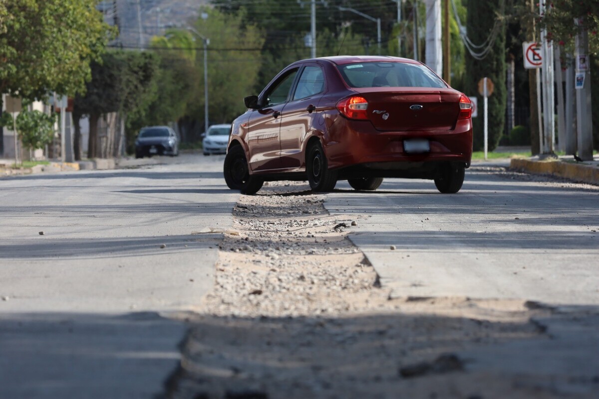 Torreón prueba maquinaria para pavimentación y bacheo. | Foto: Verónica Rivera.