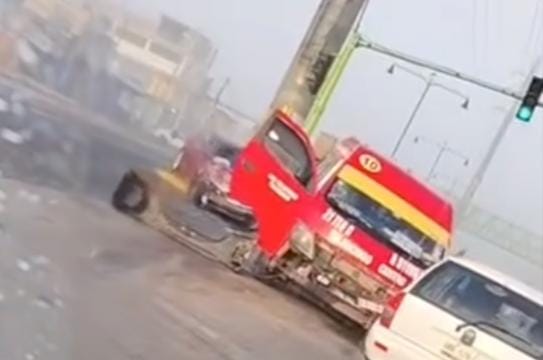 Accidente en la carretera federal México-Tuxpan. (Cortesía)
