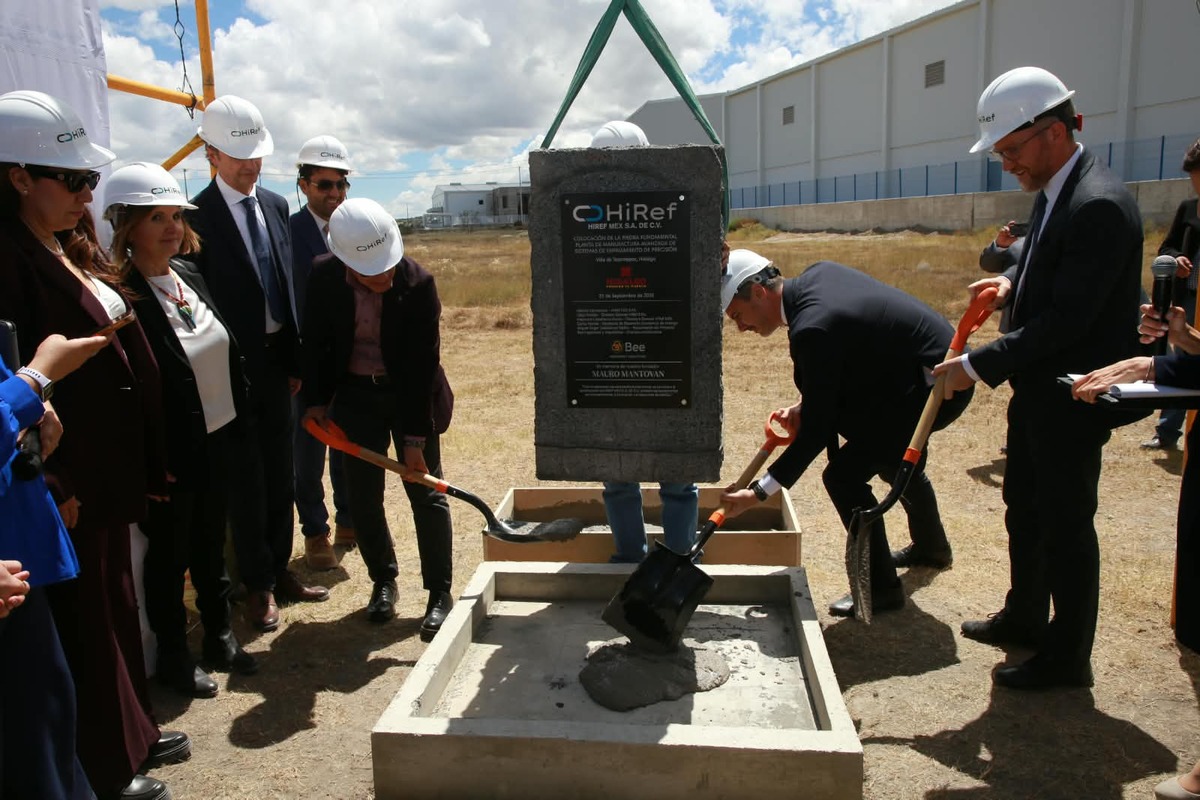Colocan primera piedra de la Compañía HiRef en el Parque Industrial PLATAH. (Jorge Sánchez)