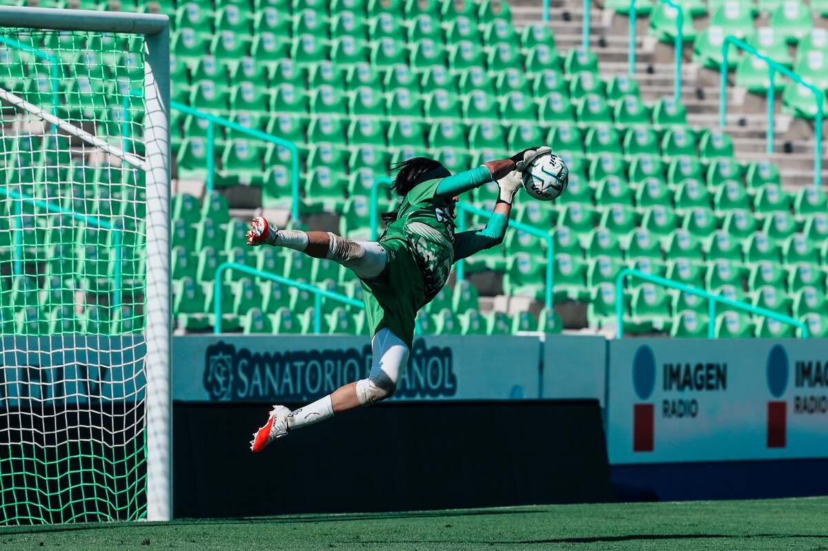 Santos Laguna va por su tercera victoria consecutiva ante Pachuca. | Foto tomada de: www.facebook.com/clubsantos