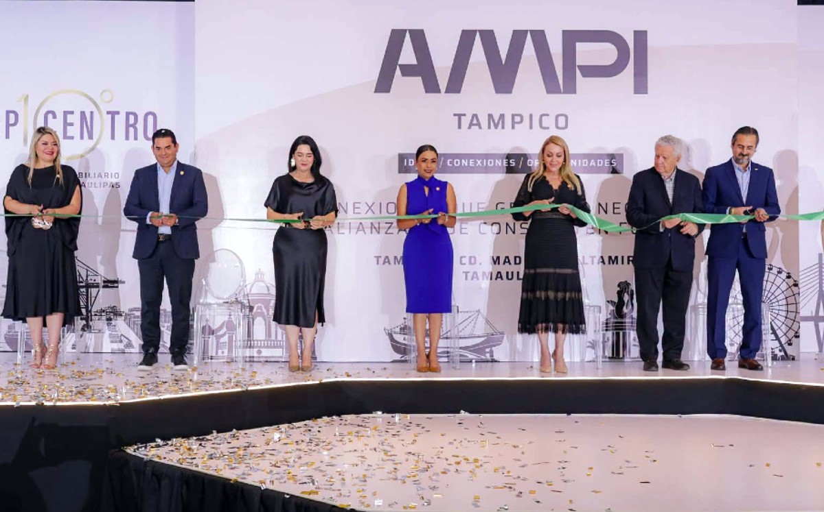 Profesionistas inmobiliarios participan en el décimo Foro de AMPI Tampico. | Víctor Durán