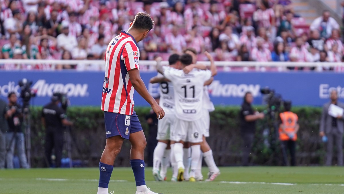 Querétaro derrora a Chivas en partido de la Jornada 10 del Apertura 2026 de la Liga MX (Imago7)