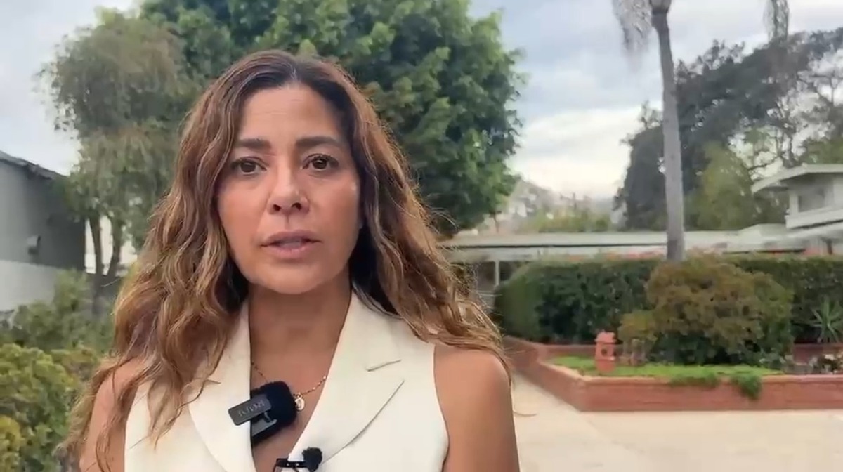 Verónica Ruffo, hija del exgobernador de Baja California, durante una entrevista. | Foto: Said Betanzos