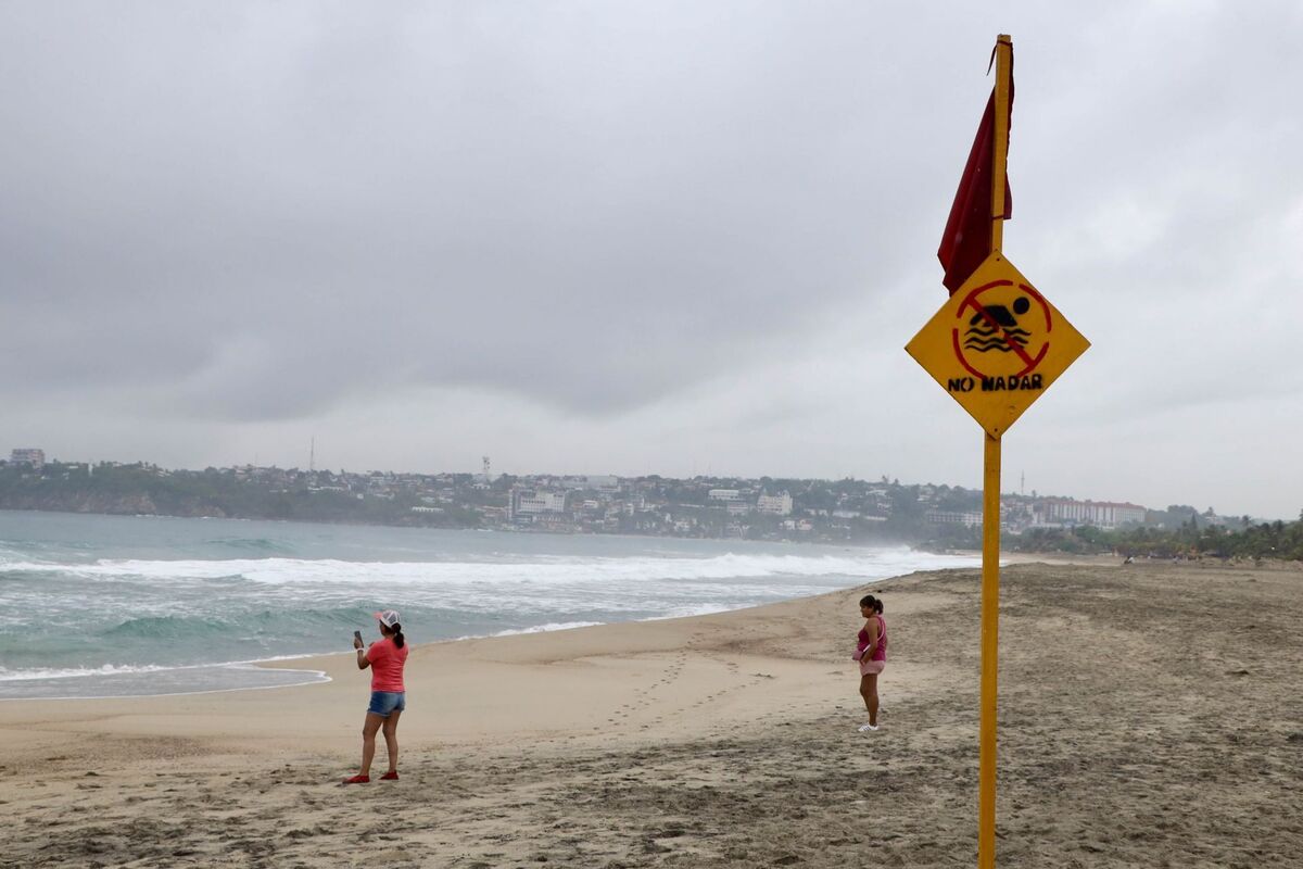 La depresión tropical Dieciocho-E se formó frente cerca de la costa de Oaxaca. | Foto: Cuartoscuro