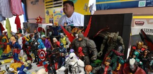 La nostalgia tiene precio; adultos buscan los juguetes que alguna vez les negaron. | Foto: Yazmín Sánchez