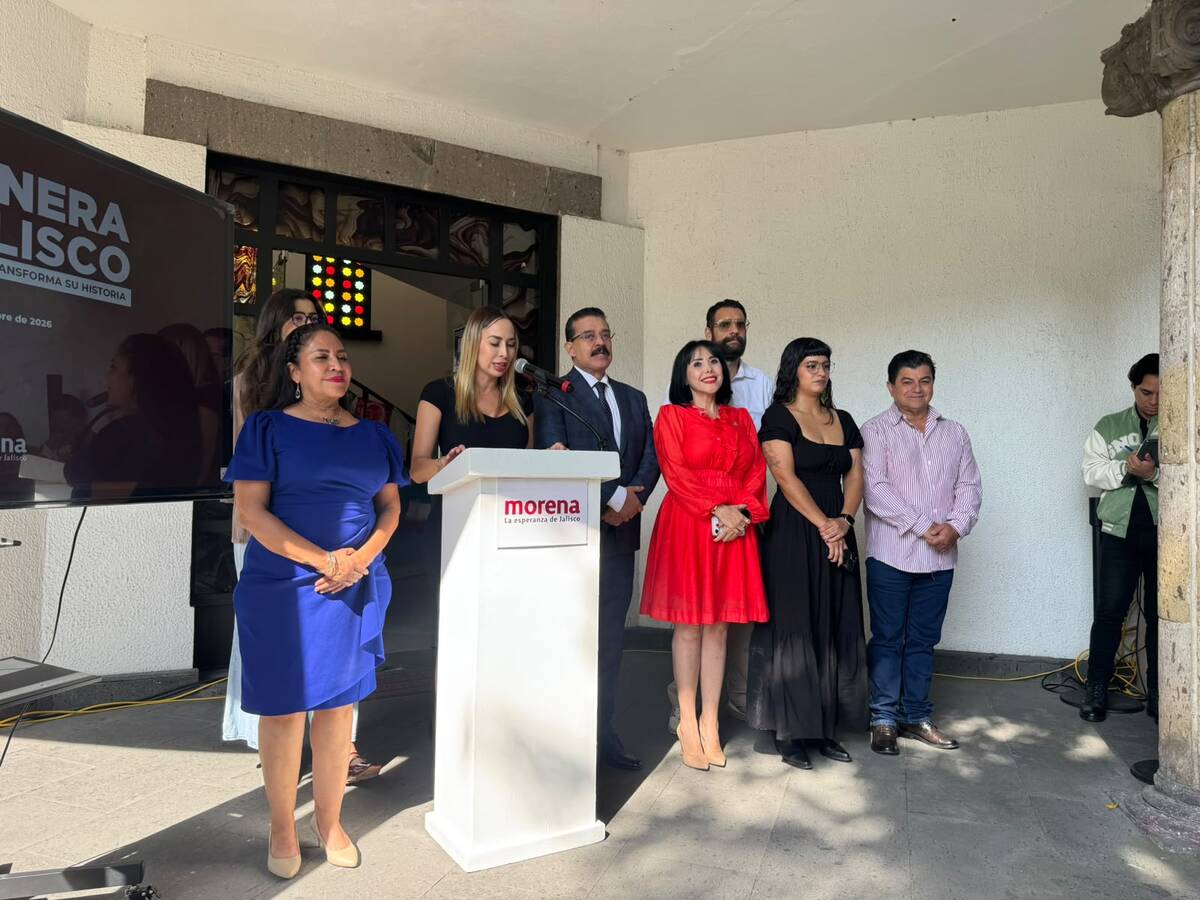 Bancada de Morena durante rueda de prensa. (Tony Martínez)