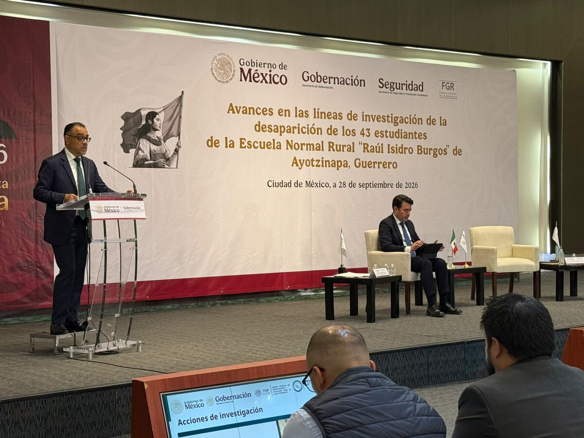 Durante una conferencia de prensa, menionarons klos avances que ha tenido el caso Ayotzinapa. | X: FGRMexico