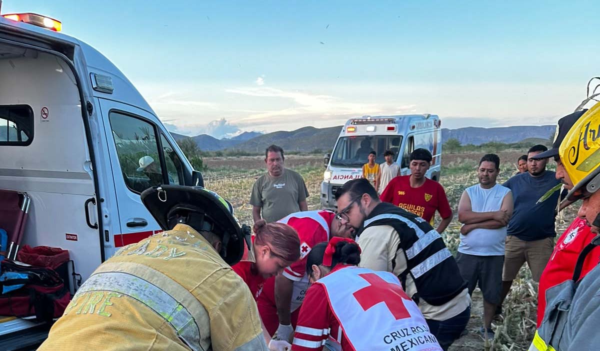 El accidente ocurrió presuntamente cuando el hombre perdió el equilibrio y cayó. | Foto: Cortesía Protección Civil