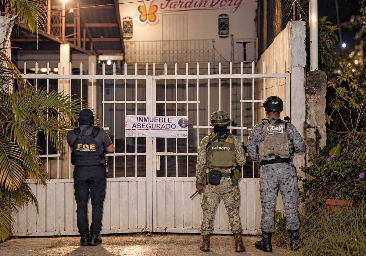 La fiscalía guerrerense informó que se ejecutaron seis cateos en Xaltianguis. | Foto: Javier Trujillo