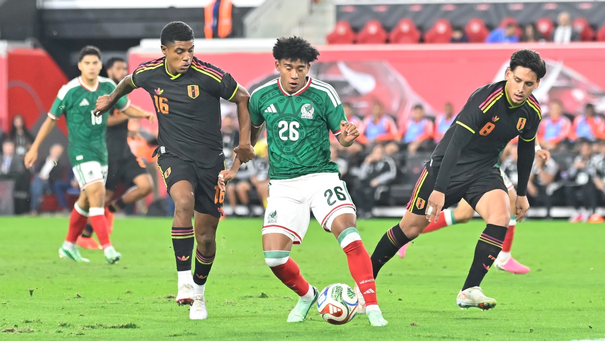México vs Perú en partido amistoso de fecha FIFA (Imago7)