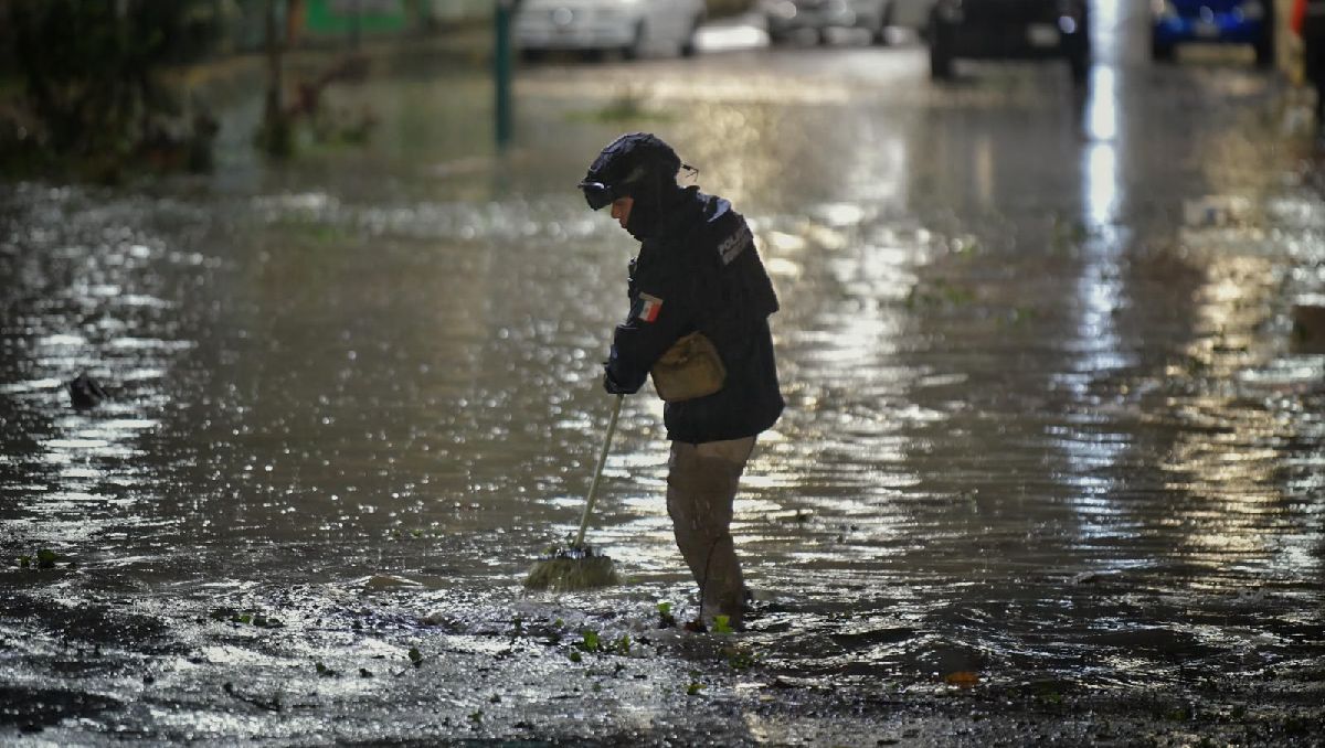 Protección Civil reportó 31 deslizamiento y 64 inundaciones en Xalapa. | Foto: Especial
