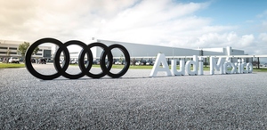 El 30 de septiembre de 2016, Audi México inauguró sus instalaciones, colocándose como la primera planta de vehículos premium en el país.